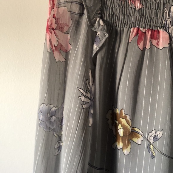 Walter Baker floral blouse - Picture 2 of 9